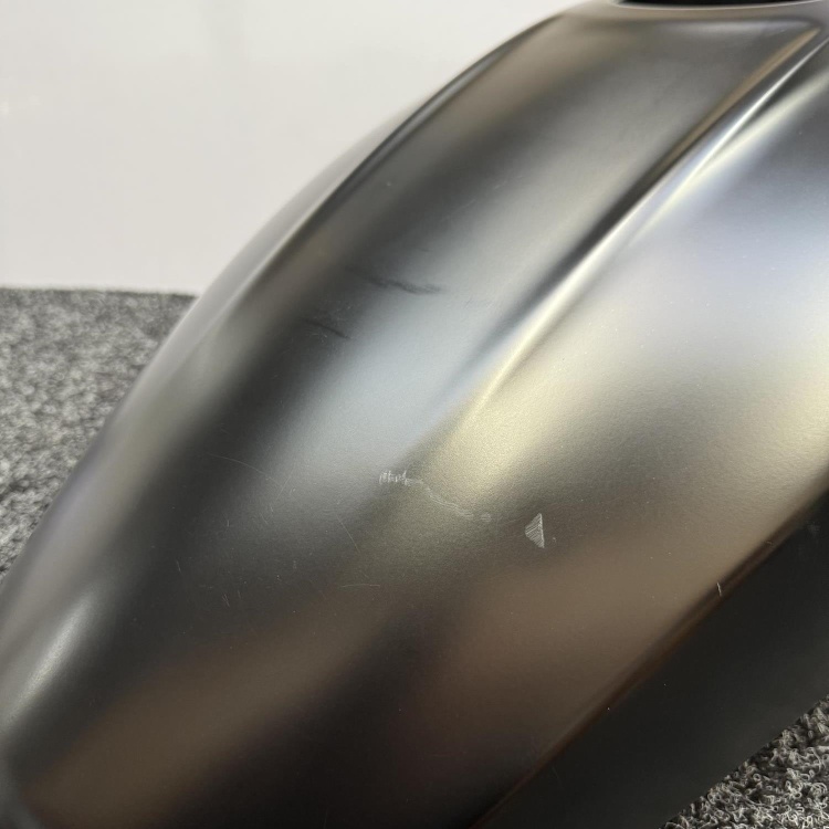 Indian Scout Bobber / Rogue Fuel Tank In Matt Black